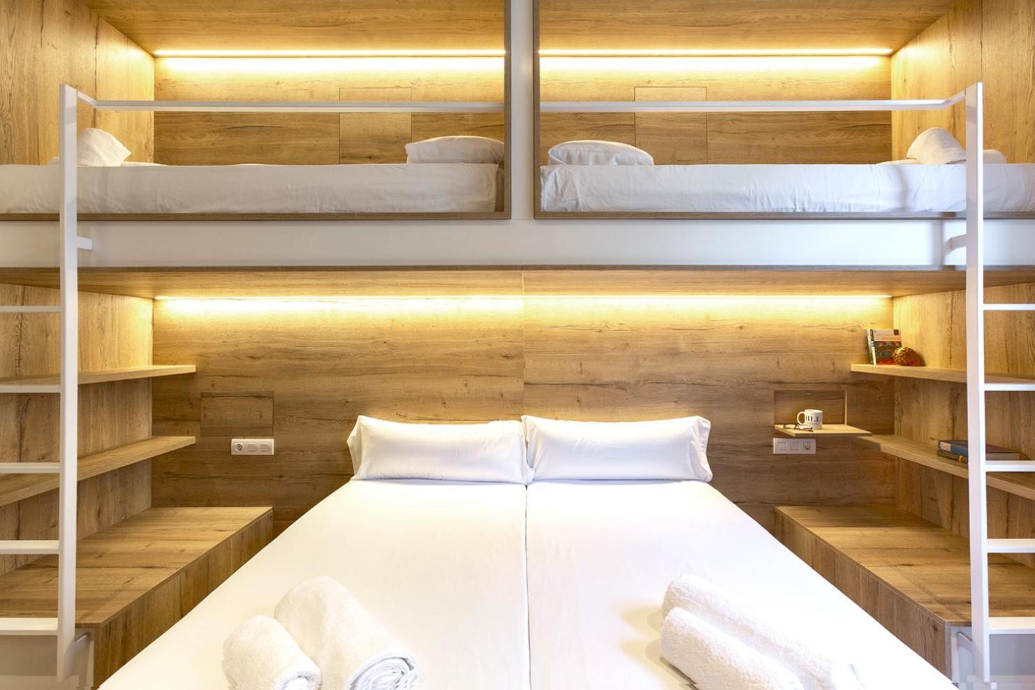 Weflating Boutique Hostel Barcelona Exteriör bild